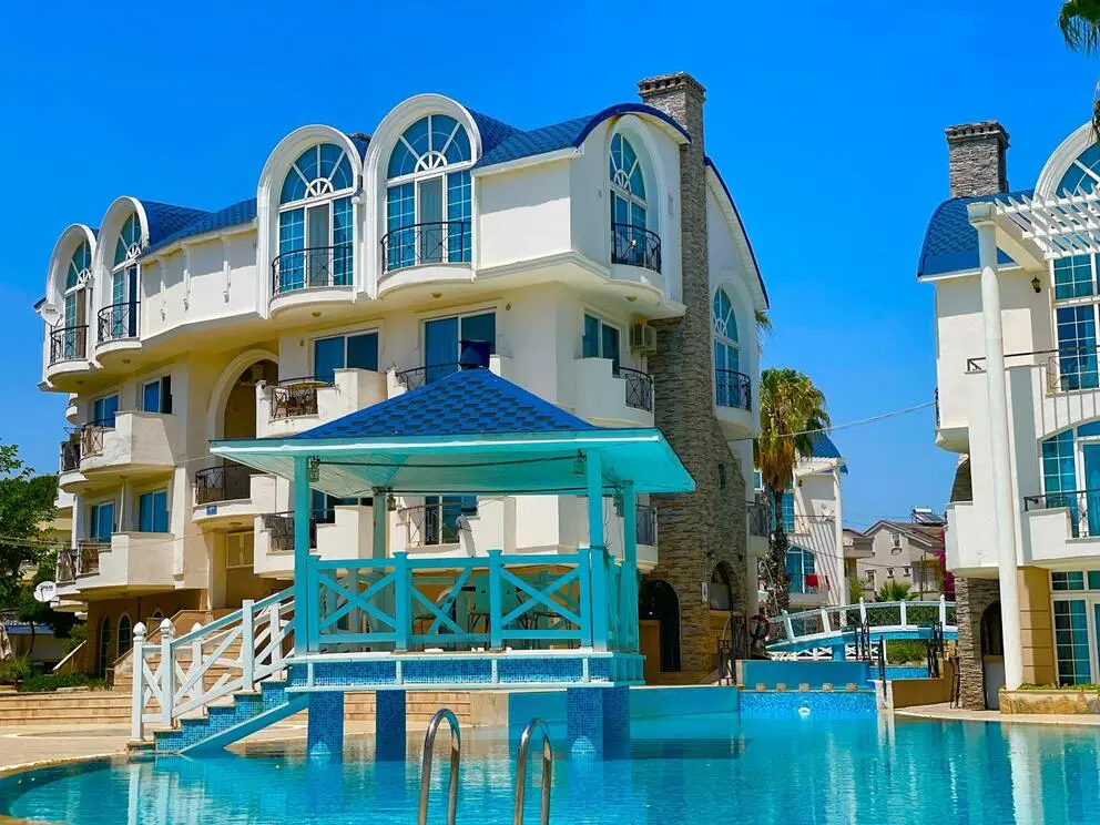 Seahorse Deluxe Hotel